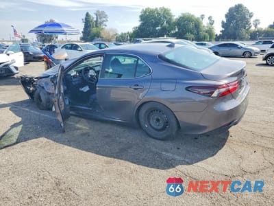 Drugie zdjęcie samochodu z przodu: 2023 TOYOTA CAMRY HYBRID LE VIN:4T1C31AK7PU605660 - miniatura