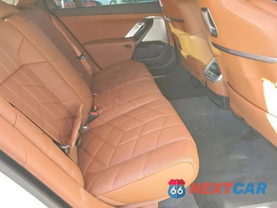 Zdjęcie 10 z 11 samochodu: 2024 BMW I7 EDRIVE50 VIN:WBY43EJ05RCR69212 - miniatura