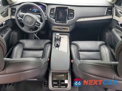 Zdjęcie 8 z 13 samochodu: 2024 VOLVO XC90 ULTIMATE VIN:YV4062PF0R1258835 - miniatura