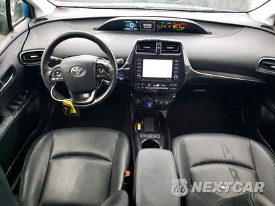 Zdjęcie 8 z 12 samochodu: 2022 TOYOTA PRIUS XLE AWD-E VIN:JTDL9MFU1N3031669 - miniatura