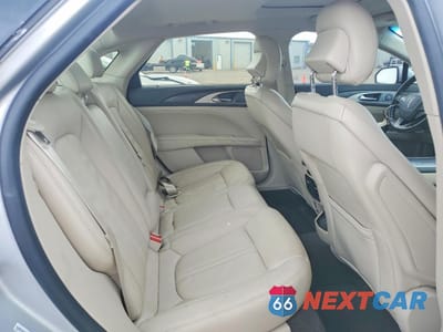 Zdjęcie 10 z 12 samochodu: 2019 LINCOLN MKZ RESERVE I VIN:3LN6L5C98KR632459 - miniatura