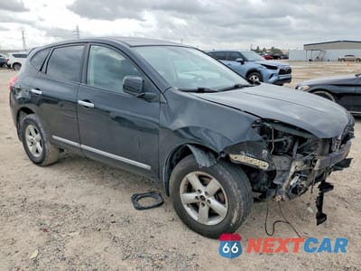 Czwarte zdjęcie samochodu z boku: 2013 NISSAN ROGUE VIN:JN8AS5MT1DW504032 - miniatura