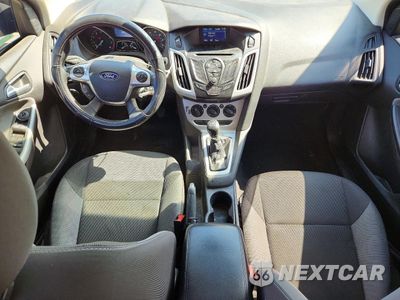 Zdjęcie 8 z 13 samochodu: 2014 FORD FOCUS SE VIN:1FADP3F24EL209034 - miniatura