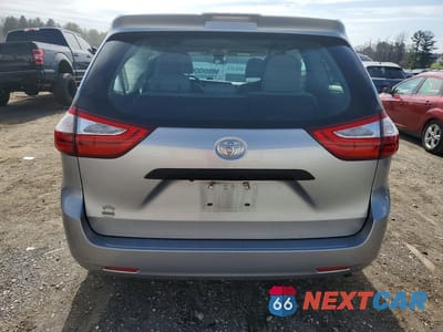 Zdjęcie 6 z 12 samochodu: 2018 TOYOTA SIENNA L 7-PASSENGER VIN:5TDZZ3DC2JS963189 - miniatura