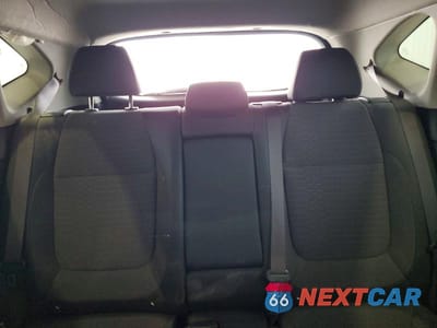 Zdjęcie 10 z 13 samochodu: 2023 KIA SELTOS S VIN:KNDEUCAA0P7467116 - miniatura