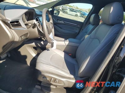Zdjęcie 7 z 13 samochodu: 2023 BUICK ENCLAVE ESSENCE VIN:5GAERBKW2PJ148262 - miniatura