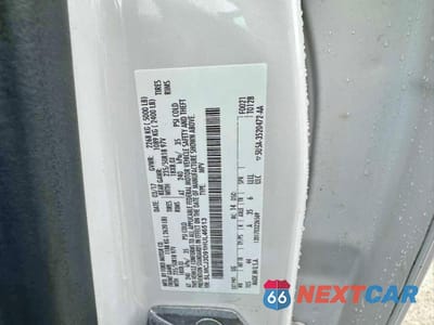 Zdjęcie 10 z 10 samochodu: 2017 LINCOLN MKC RESERVE VIN:5LMCJ3D91HUL46513 - miniatura