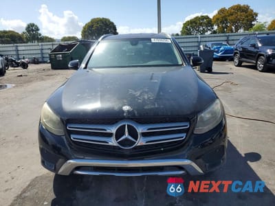 Piąte zdjęcie samochodu w środku: 2016 MERCEDES-BENZ GLC 300 VIN:WDC0G4JBXGF076121 - miniatura