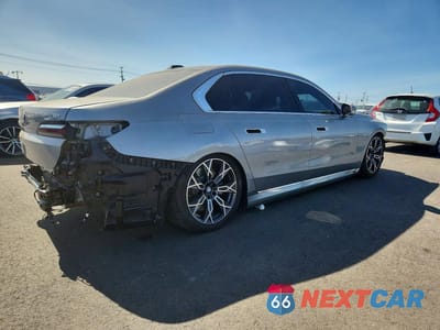 Trzecie zdjęcie samochodu z tyłu: 2025 BMW I7 EDRIVE50 VIN:WBY43EJ03SCU58460 - miniatura
