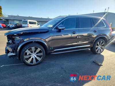2025 VOLVO XC90 ULTRA YV4062PFXS1323079 - główne zdjęcie licytacji z USA - miniatura