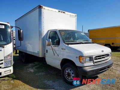 Czwarte zdjęcie samochodu z boku: 2002 FORD E350 BOX TRUCK VIN:1FDWE35L32HA17150 - miniatura