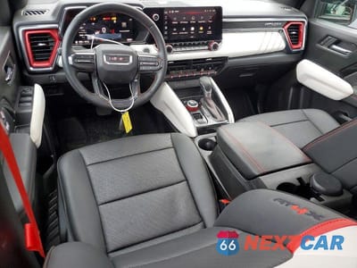 Zdjęcie 8 z 11 samochodu: 2025 GMC CANYON AT4 VIN:1GTP2DEK1S1228953 - miniatura