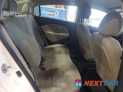 Zdjęcie 10 z 12 samochodu: 2017 KIA RIO LX VIN:KNADM4A37H6098780 - miniatura
