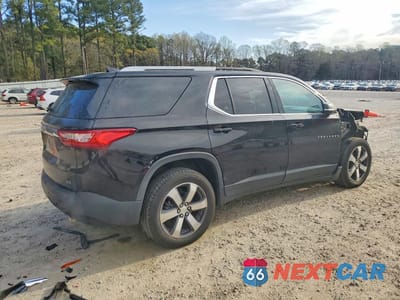 Trzecie zdjęcie samochodu z tyłu: 2018 CHEVROLET TRAVERSE LT VIN:1GNEVHKW0JJ239168 - miniatura