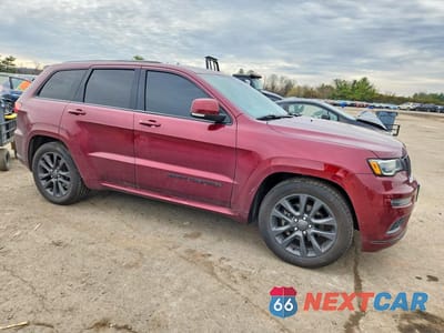 Czwarte zdjęcie samochodu z boku: 2019 JEEP GRAND CHEROKEE OVERLAND VIN:1C4RJFCG1KC751285 - miniatura