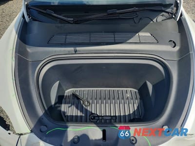 Zdjęcie 11 z 13 samochodu: 2022 TESLA MODEL Y VIN:7SAYGDEF2NF502457 - miniatura