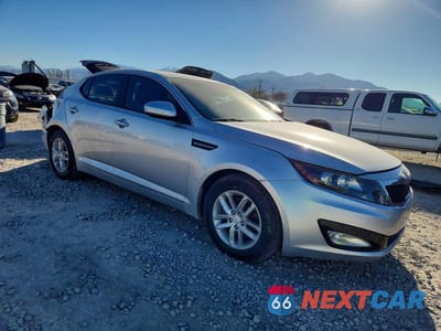 Czwarte zdjęcie samochodu z boku: 2012 KIA OPTIMA LX VIN:KNAGM4A76C5294515 - miniatura
