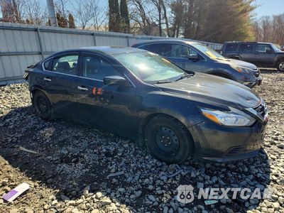 Czwarte zdjęcie samochodu z boku: 2016 NISSAN ALTIMA 2.5 S VIN:1N4AL3AP4GN350033 - miniatura