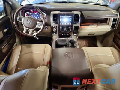 Zdjęcie 8 z 12 samochodu: 2016 RAM 1500 LARAMIE VIN:1C6RR7NM3GS147162 - miniatura