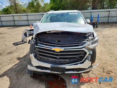 Piąte zdjęcie samochodu w środku: 2019 CHEVROLET TRAVERSE PREMIER VIN:1GNERKKW6KJ101864 - miniatura