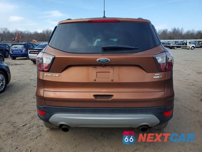 Zdjęcie 6 z 13 samochodu: 2017 FORD ESCAPE SE VIN:1FMCU9GD2HUA07580 - miniatura