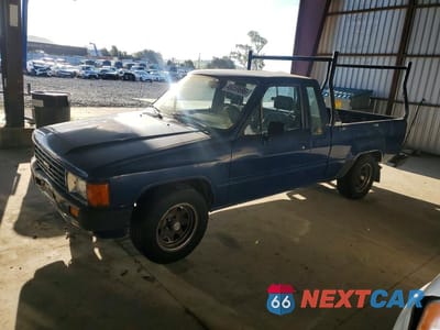 1985 TOYOTA PICKUP SR5 JT4RN56S2F5033527 - główne zdjęcie licytacji z USA - miniatura