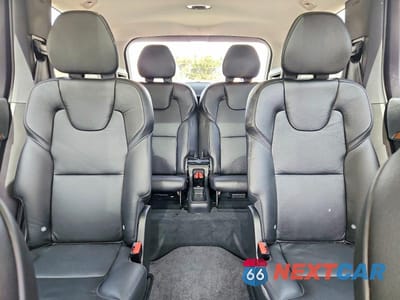 Zdjęcie 10 z 13 samochodu: 2021 VOLVO XC90 T6 MOMENTUM VIN:YV4A221K2M1681785 - miniatura