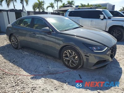 Czwarte zdjęcie samochodu z boku: 2021 HYUNDAI SONATA SEL VIN:5NPEL4JA8MH102344 - miniatura