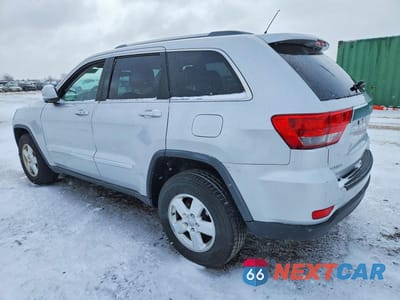 Drugie zdjęcie samochodu z przodu: 2012 JEEP GRAND CHEROKEE LAREDO VIN:1C4RJEAGXCC137222 - miniatura