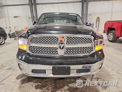 Piąte zdjęcie samochodu w środku: 2017 RAM 1500 LARAMIE VIN:1C6RR7NT0HS782929 - miniatura