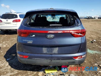 Zdjęcie 6 z 12 samochodu: 2017 KIA SPORTAGE LX VIN:KNDPMCAC7H7269645 - miniatura