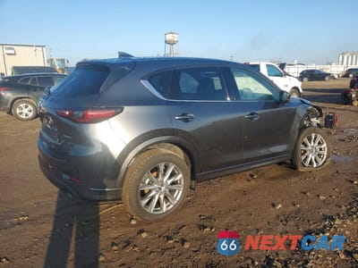 Trzecie zdjęcie samochodu z tyłu: 2025 MAZDA CX-5 PREMIUM PLUS VIN:JM3KFBEM4S0581141 - miniatura