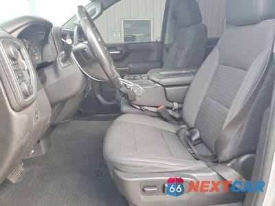 Zdjęcie 7 z 13 samochodu: 2020 CHEVROLET SILVERADO K1500 LT VIN:3GCUYDET9LG116057 - miniatura