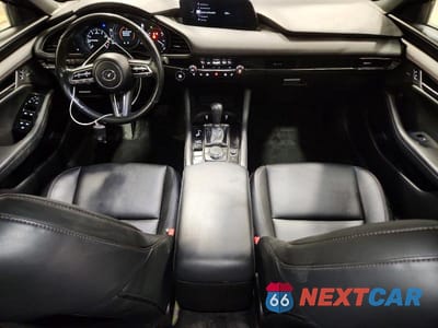 Zdjęcie 8 z 12 samochodu: 2022 MAZDA 3 VIN:JM1BPBJY2N1501946 - miniatura