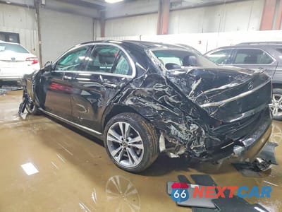 Drugie zdjęcie samochodu z przodu: 2018 MERCEDES-BENZ C 300 4MATIC VIN:55SWF4KB0JU245476 - miniatura
