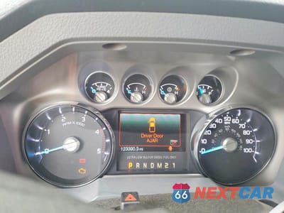 Zdjęcie 9 z 12 samochodu: 2015 FORD F250 SUPER DUTY VIN:1FT7W2BT4FED69908 - miniatura