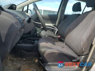 Zdjęcie 7 z 12 samochodu: 2009 TOYOTA YARIS BASE VIN:JTDKT903X95263644 - miniatura