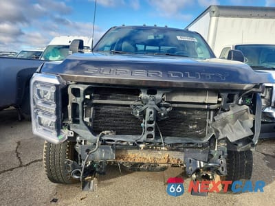 Piąte zdjęcie samochodu w środku: 2024 FORD F250 SUPER DUTY VIN:1FT8W2BT0REC85738 - miniatura