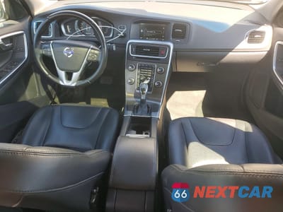 Zdjęcie 8 z 13 samochodu: 2015 VOLVO V60 PREMIER VIN:YV140MEB7F1201054 - miniatura