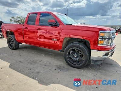 Czwarte zdjęcie samochodu z boku: 2014 CHEVROLET SILVERADO C1500 LT VIN:1GCRCREC8EZ202402 - miniatura