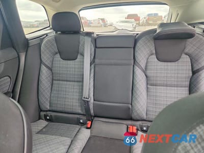 Zdjęcie 10 z 14 samochodu: 2023 VOLVO XC60 ULTIMATE VIN:YV4L12DV1P1211740 - miniatura
