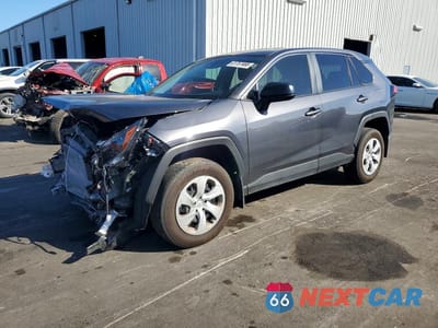 2025 TOYOTA RAV4 LE 2T3H1RFV4SC317884 - główne zdjęcie licytacji z USA - miniatura