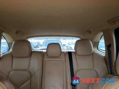 Zdjęcie 10 z 13 samochodu: 2013 PORSCHE CAYENNE VIN:WP1AA2A22DLA03496 - miniatura