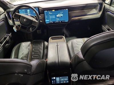 Zdjęcie 8 z 13 samochodu: 2022 RIVIAN R1T ADVENTURE VIN:7FCTGAAA6NN007772 - miniatura