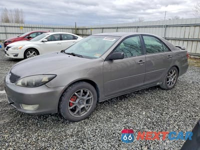 2005 TOYOTA CAMRY SE V6 4T1BA32KX5U038658 - główne zdjęcie licytacji z USA - miniatura