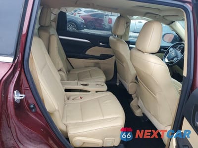 Zdjęcie 11 z 12 samochodu: 2016 TOYOTA HIGHLANDER XLE VIN:5TDKKRFH4GS185634 - miniatura