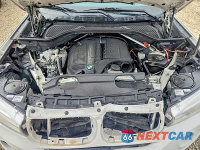 Zdjęcie 11 z 12 samochodu: 2015 BMW X5 SDRIVE35I VIN:5UXKR2C5XF0H36603 - miniatura