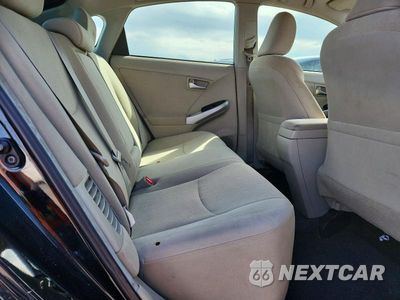 Zdjęcie 10 z 11 samochodu: 2014 TOYOTA PRIUS TWO VIN:JTDKN3DU7E1749890 - miniatura
