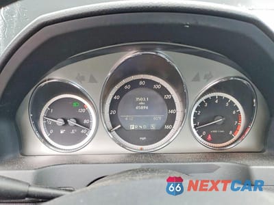 Zdjęcie 9 z 12 samochodu: 2009 MERCEDES-BENZ C 300 VIN:WDDGF54X19R068131 - miniatura