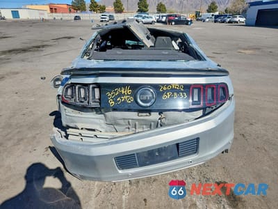 Zdjęcie 6 z 12 samochodu: 2014 FORD MUSTANG GT VIN:1ZVBP8CFXE5299121 - miniatura